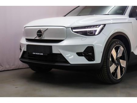 2024-Volvo-C40-Recharge-Twin-Pure-Electric_19