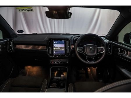 2024-Volvo-C40-Recharge-Twin-Pure-Electric_5