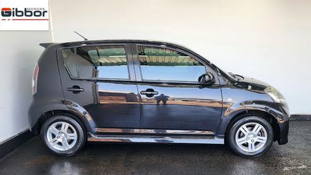 2007-Daihatsu-Sirion-13i-Sport-Auto_3