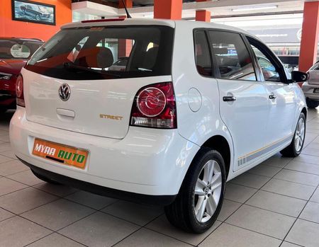 2016-Volkswagen-Polo-Vivo-GP-14-Street-5-dr_3