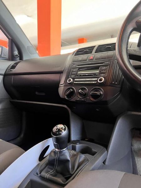 2016-Volkswagen-Polo-Vivo-GP-14-Street-5-dr_6