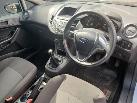 2018-Ford-Fiesta-10-EcoBoost-Ambiente-5-dr_9