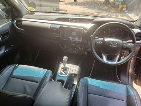 2019-Toyota-Hilux-28-GD-6-Raider-4x4-Auto-Double-Cab_7
