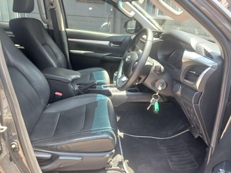 2019-Toyota-Hilux-28-GD-6-Raider-4x4-Auto-Double-Cab_8