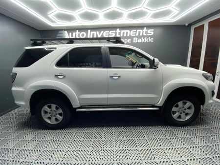 2012-Toyota-Fortuner-30-D-4D-Heritage-4x4-Auto_1