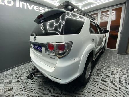 2012-Toyota-Fortuner-30-D-4D-Heritage-4x4-Auto_2