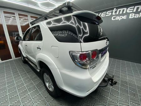 2012-Toyota-Fortuner-30-D-4D-Heritage-4x4-Auto_4