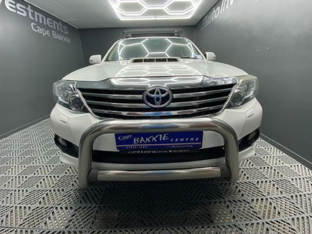 2012-Toyota-Fortuner-30-D-4D-Heritage-4x4-Auto_6