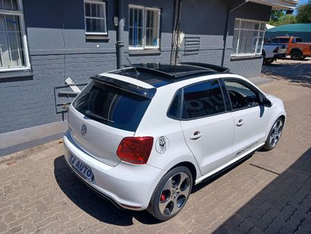 2013-Volkswagen-Polo-GTI-14-TSI-Auto_7