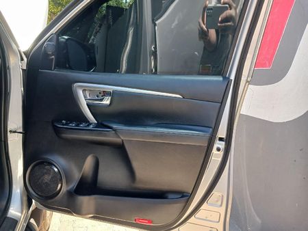 2022-Toyota-Fortuner-24-GD-6-Raised-Body-Auto_10