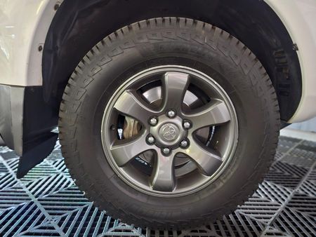 2006-Toyota-Land-Cruiser-Prado-40-V6-VX-Auto_4