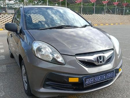 2015-Honda-Brio-12-Comfort_0