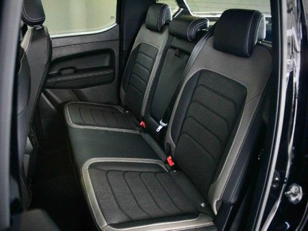 2024-Volkswagen-Amarok-30-TDI-V6-184kW-4Motion-Style-Auto-Double-Cab_9