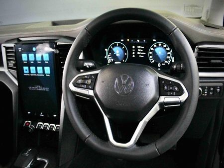 2024-Volkswagen-Amarok-30-TDI-V6-184kW-4Motion-Style-Auto-Double-Cab_3