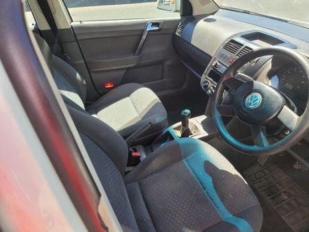 2003-Volkswagen-Polo-Classic-16_10