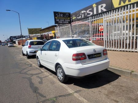 2003-Volkswagen-Polo-Classic-16_3