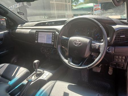 2021-Toyota-Hilux-28-GD-6-Raised-Body-Legend-Auto-Extended-Cab_9