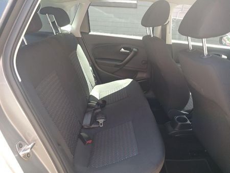 2020-Volkswagen-Polo-Vivo-14-Trendline-5-dr_9
