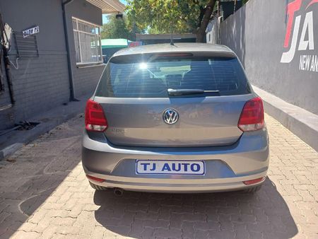 2020-Volkswagen-Polo-Vivo-14-Trendline-5-dr_3
