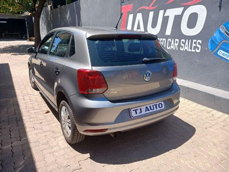 2020-Volkswagen-Polo-Vivo-14-Trendline-5-dr_4