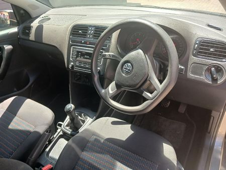 2020-Volkswagen-Polo-Vivo-14-Trendline-5-dr_8