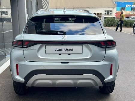 2024-Suzuki-Fronx-15-GLX-Auto_3