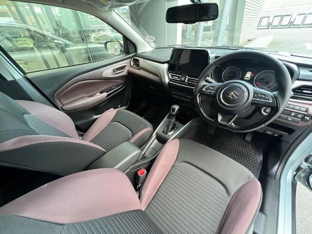 2024-Suzuki-Fronx-15-GLX-Auto_6