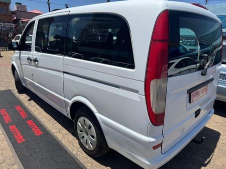 2013-Mercedes-Benz-Vito-116-CDI-CrewBus_2