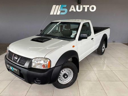 2019-Nissan-NP300-25-TDi-LWB-4x4-Single-Cab_0