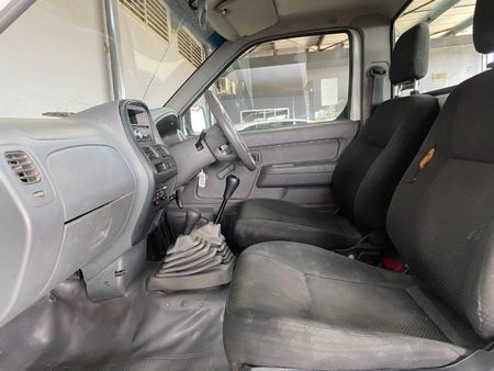 2019-Nissan-NP300-25-TDi-LWB-4x4-Single-Cab_13