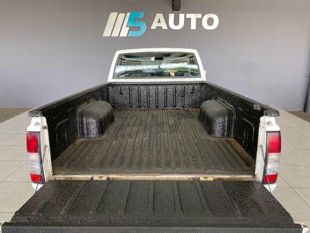 2019-Nissan-NP300-25-TDi-LWB-4x4-Single-Cab_6
