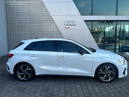 2022-Audi-A3-Sportback-14-TFSI-S-Line-Auto-35tfsi_1