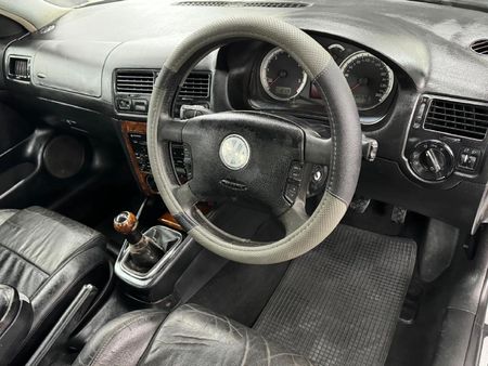 2004-Volkswagen-Jetta-IV-19-TDI-Highline_7
