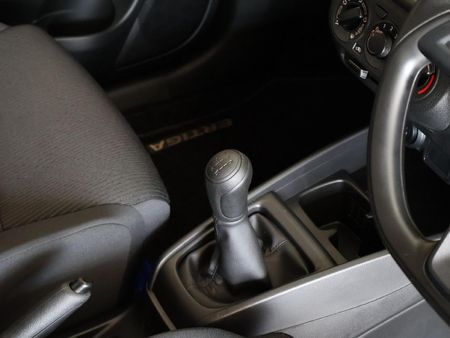 2024-Suzuki-Ertiga-15-GA_12