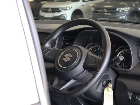 2024-Suzuki-Ertiga-15-GA_13