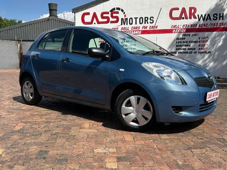 2006-Toyota-Yaris-yaris_0