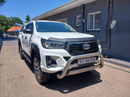 2018-Toyota-Hilux-24-GD-6-Raised-Body-SRX-Double-Cab_2