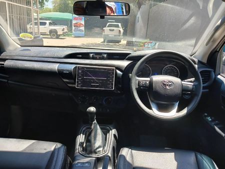 2018-Toyota-Hilux-24-GD-6-Raised-Body-SRX-Double-Cab_6