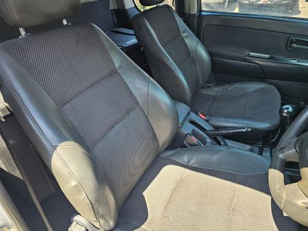 2011-Isuzu-KB-300D-Teq-LX-Extended-Cab_9