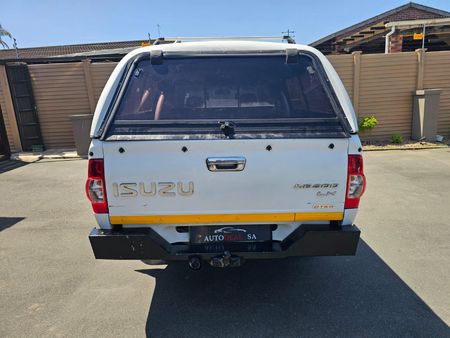 2011-Isuzu-KB-300D-Teq-LX-Extended-Cab_4