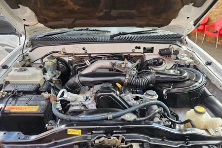 2005-Toyota-Hilux-30-KZ-TE-Raider-Raised-Body-Single-Cab_15