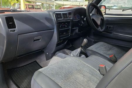 2005-Toyota-Hilux-30-KZ-TE-Raider-Raised-Body-Single-Cab_27