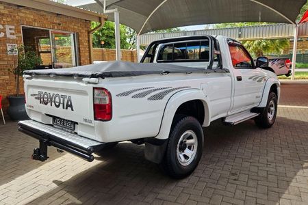 2005-Toyota-Hilux-30-KZ-TE-Raider-Raised-Body-Single-Cab_3