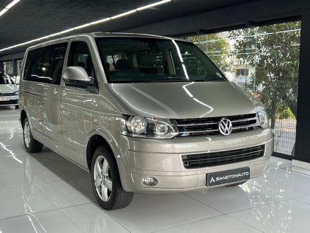 2012-Volkswagen-Kombi-T5-20-TDI-Auto-103kW_0