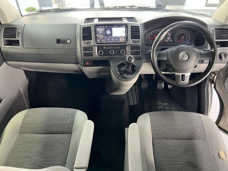 2012-Volkswagen-Kombi-T5-20-TDI-Auto-103kW_22