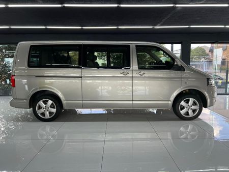 2012-Volkswagen-Kombi-T5-20-TDI-Auto-103kW_2