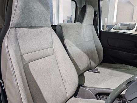 2017-Hyundai-H100-Bakkie-26D_6