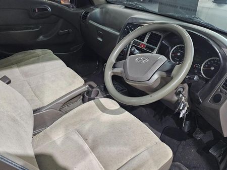 2017-Hyundai-H100-Bakkie-26D_8