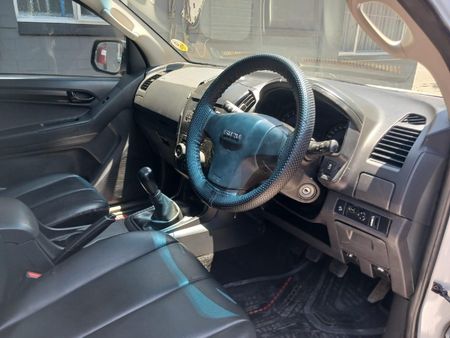 2019-Isuzu-D-Max-250-HO-Double-Cab_6