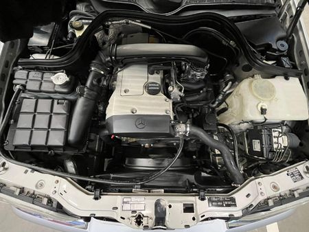 2000-Mercedes-Benz-C-Class-C-200-Elegance-Auto_6